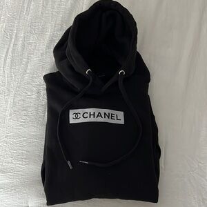 PCH the Label Special Edition Sweatshirt in S/M in black